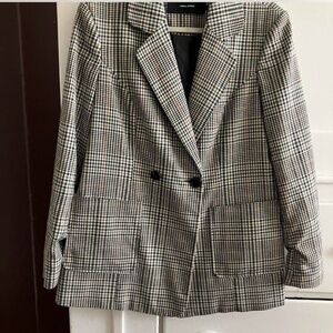Women’s oversized blazer